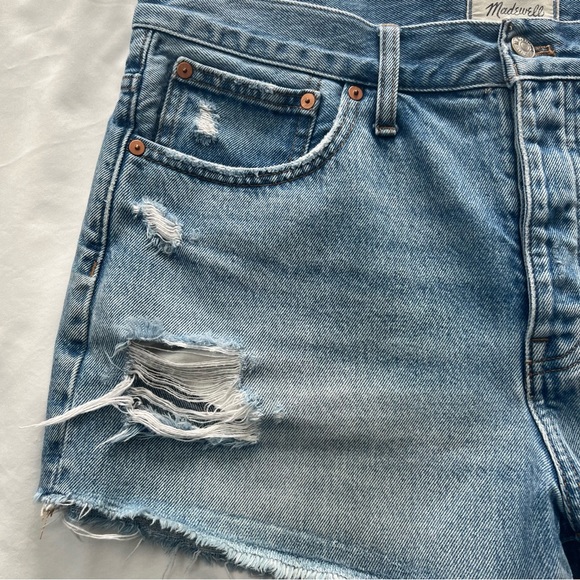 Madewell High-Rise Relaxed Denim Shorts, Size 29 - Picture 2 of 9